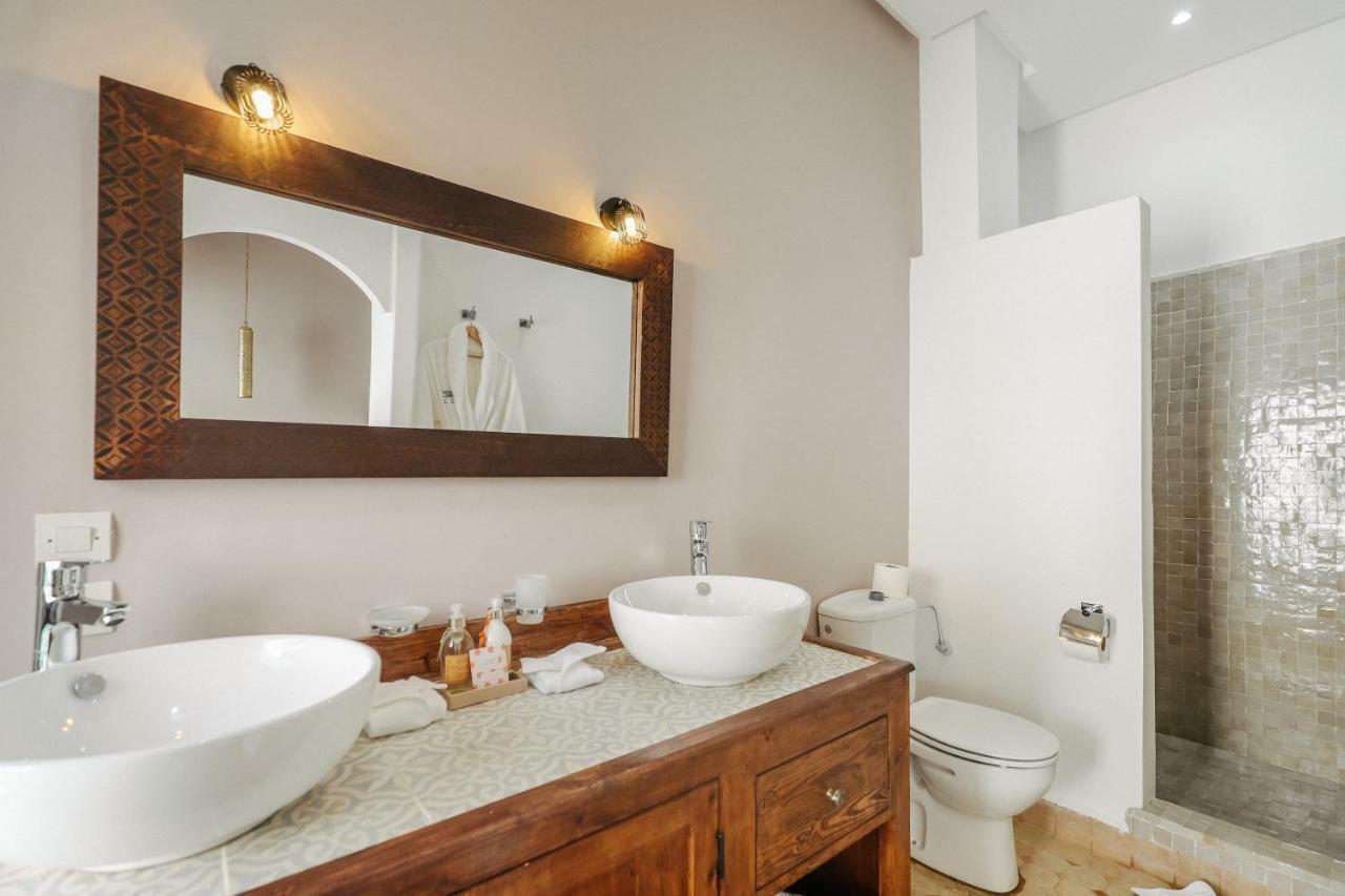 Casa de hóspedes Nayanour 2*